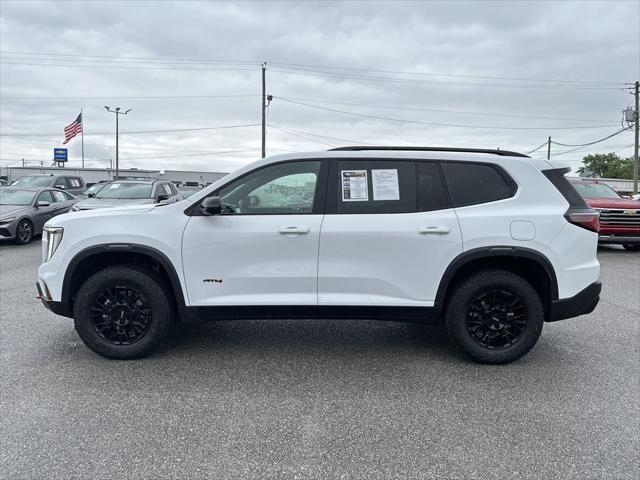 2025 GMC Acadia AWD AT4