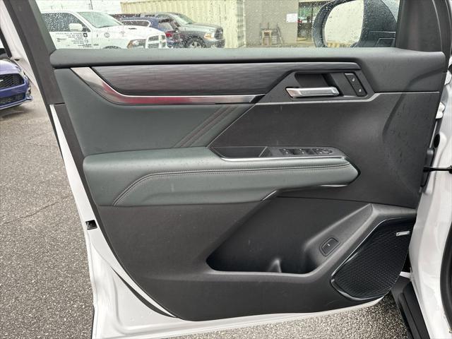 2025 GMC Acadia AWD AT4