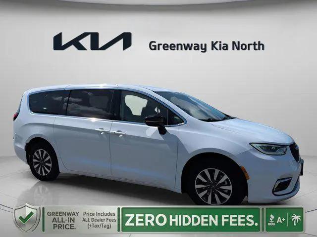 2024 Chrysler Pacifica Hybrid Select for sale in Longwood, FL