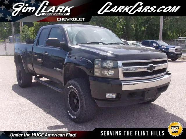 2008 Chevrolet Silverado 1500 LT1 for sale in Junction City, KS