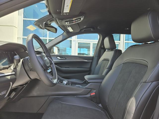 2026 Jeep Grand Cherokee L Altitude 4x4