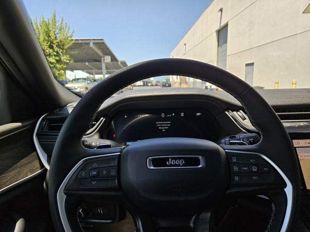 2026 Jeep Grand Cherokee L Altitude 4x4