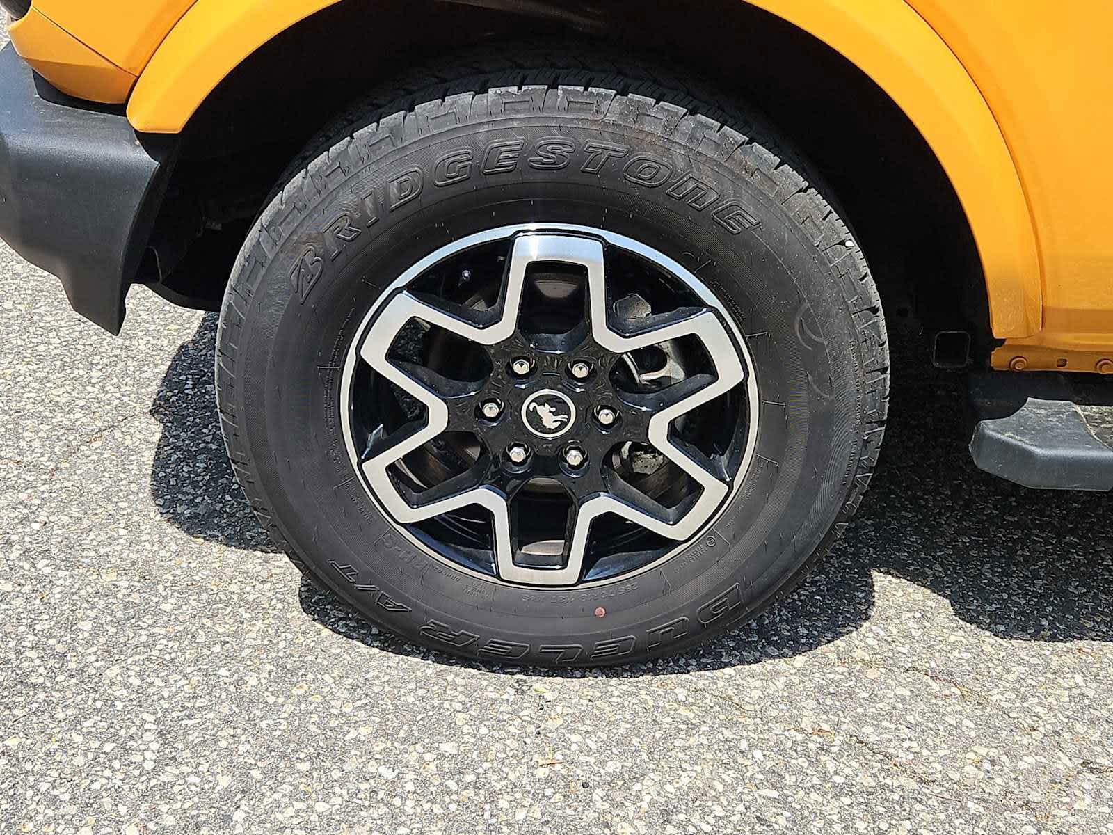 View vehicle photo 2