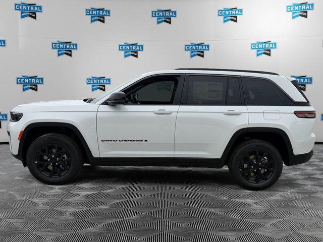2026 Jeep Grand Cherokee GRAND CHEROKEE LAREDO ALTITUDE 4X4