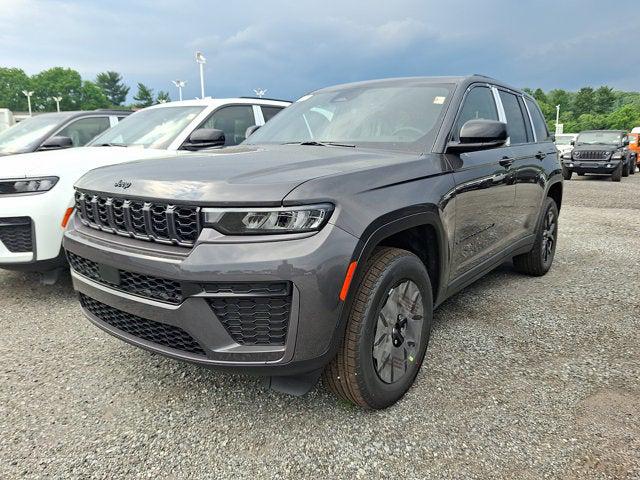 2026 Jeep Grand Cherokee GRAND CHEROKEE LAREDO ALTITUDE 4X4 2026 Jeep Grand Cherokee GRAND CHEROKEE LAREDO ALTITUDE 4X4