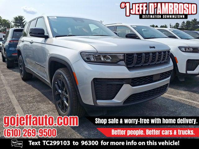 2026 Jeep Grand Cherokee GRAND CHEROKEE LAREDO ALTITUDE 4X4 2026 Jeep Grand Cherokee GRAND CHEROKEE LAREDO ALTITUDE 4X4