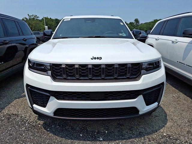 2026 Jeep Grand Cherokee GRAND CHEROKEE LAREDO ALTITUDE 4X4 2026 Jeep Grand Cherokee GRAND CHEROKEE LAREDO ALTITUDE 4X4
