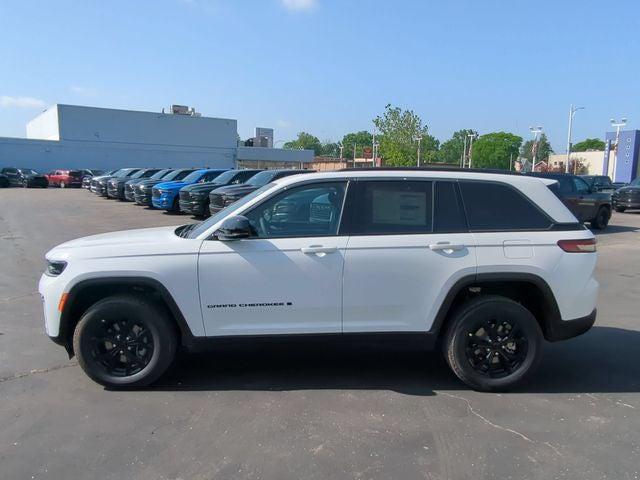 2026 Jeep Grand Cherokee GRAND CHEROKEE LAREDO ALTITUDE 4X4 2026 Jeep Grand Cherokee GRAND CHEROKEE LAREDO ALTITUDE 4X4