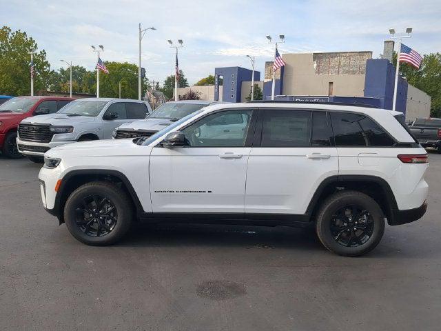 2026 Jeep Grand Cherokee GRAND CHEROKEE LAREDO ALTITUDE 4X4 2026 Jeep Grand Cherokee GRAND CHEROKEE LAREDO ALTITUDE 4X4