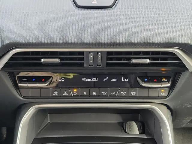 2026 Mazda X-90 3.3 Turbo Select