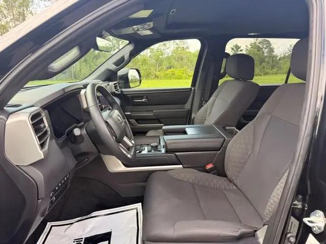 2025 Toyota Sequoia SR5