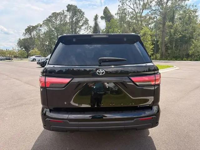 2025 Toyota Sequoia SR5