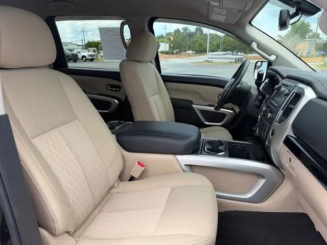 2019 Nissan Titan SV
