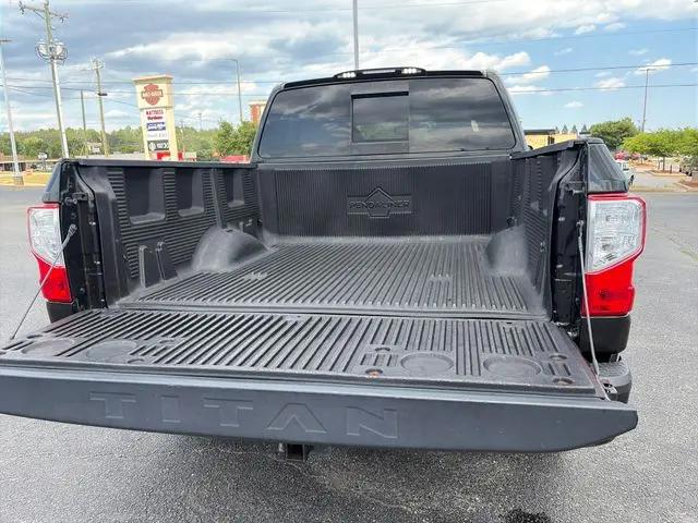 2019 Nissan Titan SV