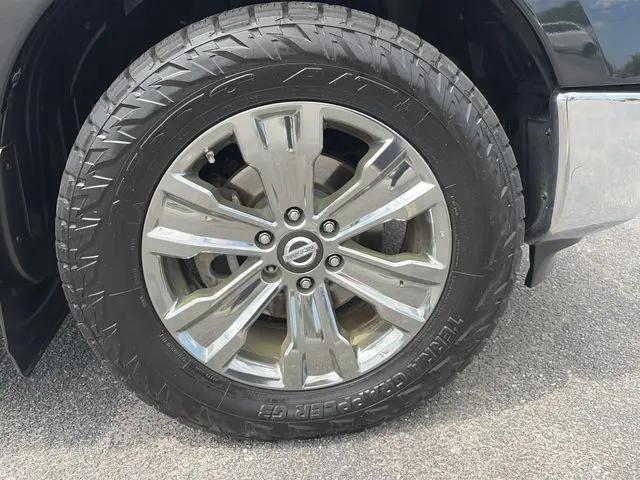 2019 Nissan Titan SV