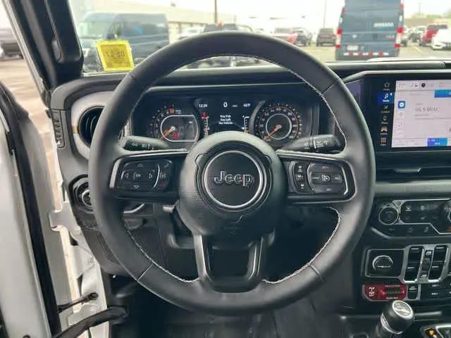 2025 Jeep Gladiator Sport