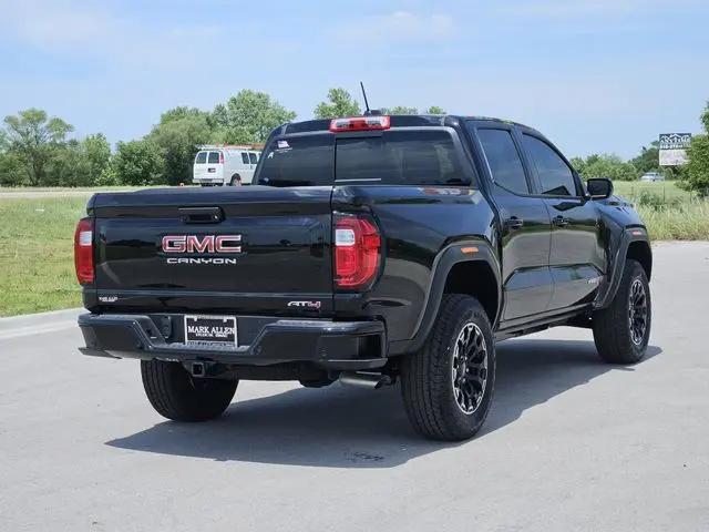 2026 GMC Canyon AT4, 4WD