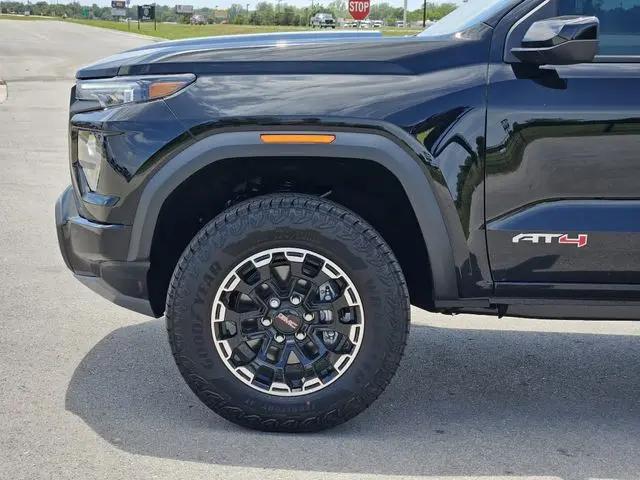 2026 GMC Canyon AT4, 4WD
