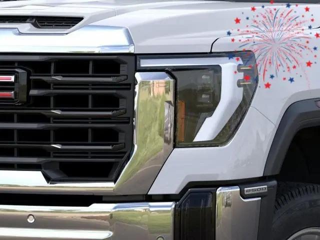 2026 GMC Sierra 2500HD Double Cab, Standard Bed, Pro, RWD