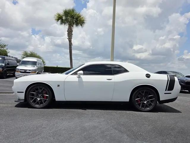 2018 Dodge Challenger 392 Hemi Scat Pack Shaker