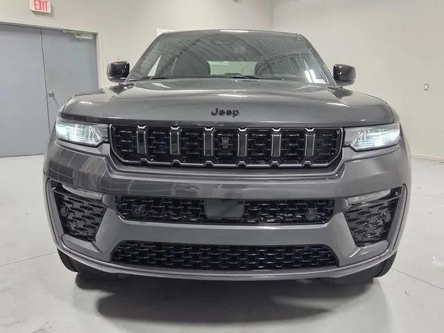 2026 Jeep Grand Cherokee Limited Reserve
