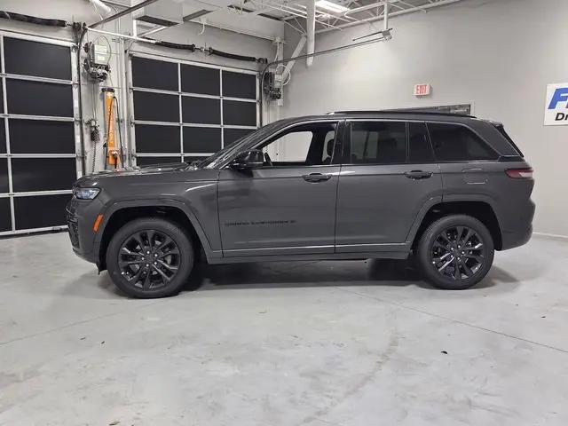 2026 Jeep Grand Cherokee Limited Reserve