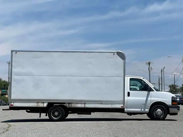 2019 Chevrolet Express Cutaway 4500 3500