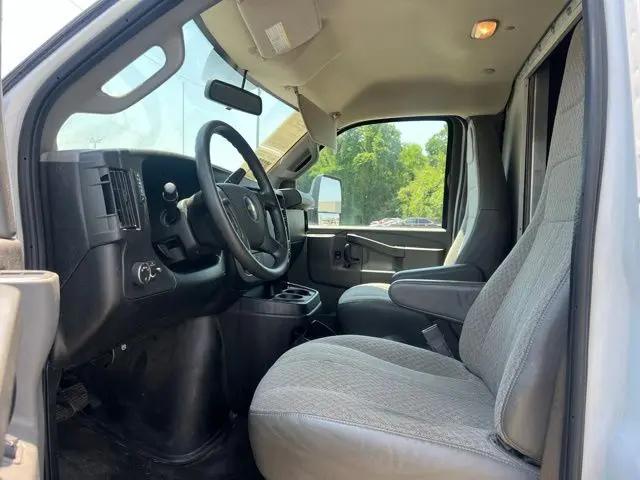 2019 Chevrolet Express Cutaway 4500 3500