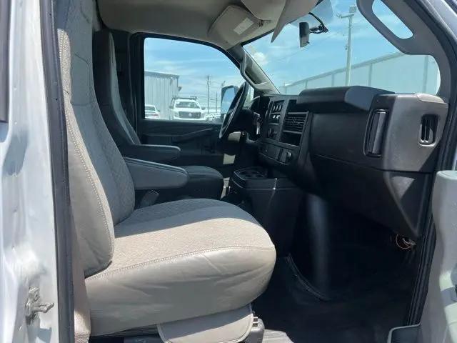 2019 Chevrolet Express Cutaway 4500 3500
