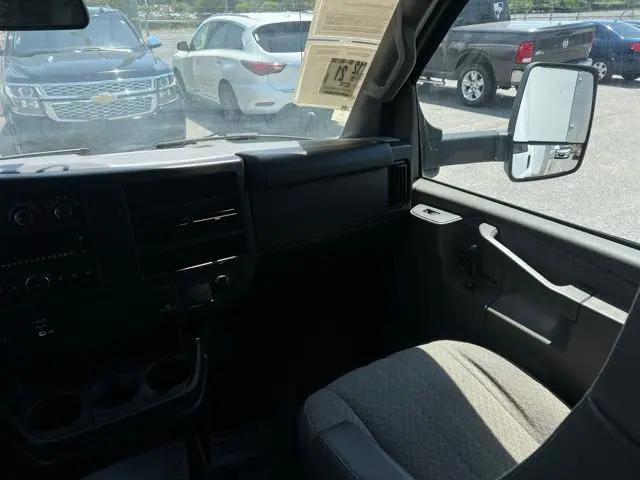 2019 Chevrolet Express Cutaway 4500 3500