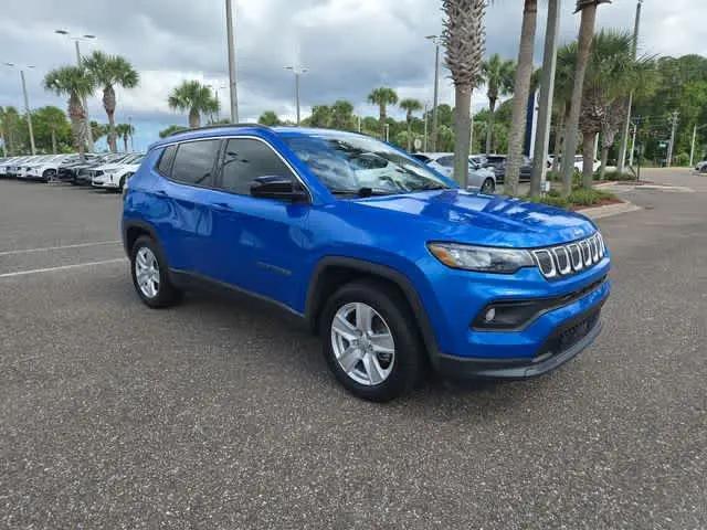 2022 Jeep Compass Latitude FWD