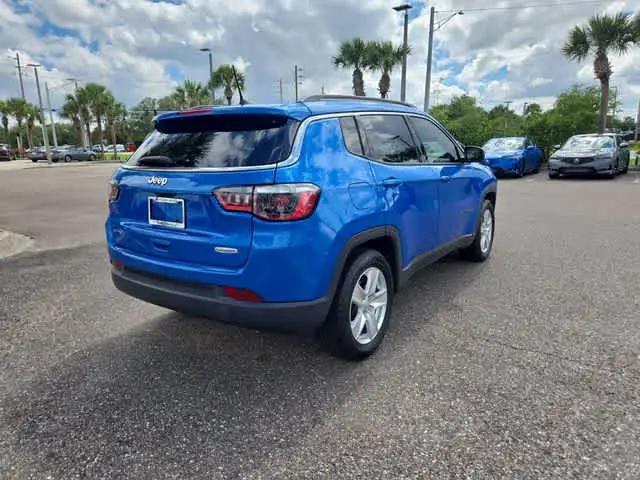 2022 Jeep Compass Latitude FWD