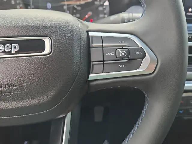 2022 Jeep Compass Latitude FWD