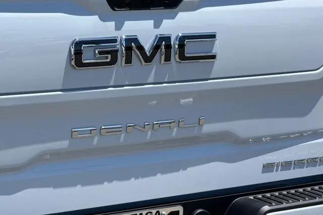 2026 GMC Sierra 1500 Crew Cab, Short Bed, Denali Ultimate, 4WD