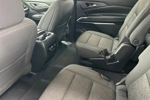 2024 Chevrolet Traverse FWD LT