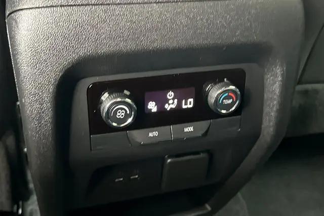 2024 Chevrolet Traverse FWD LT