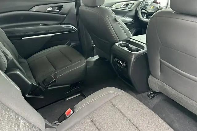 2024 Chevrolet Traverse FWD LT