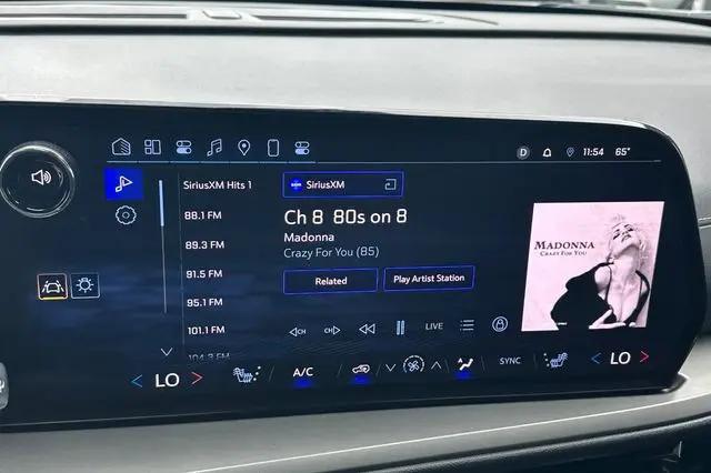2024 Chevrolet Traverse FWD LT