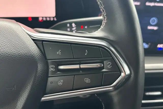2024 Chevrolet Traverse FWD LT