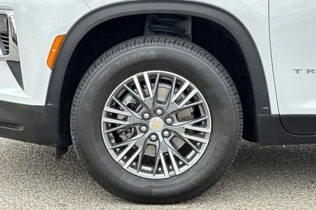 2024 Chevrolet Traverse FWD LT
