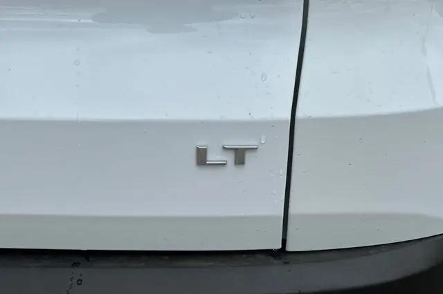 2024 Chevrolet Traverse FWD LT