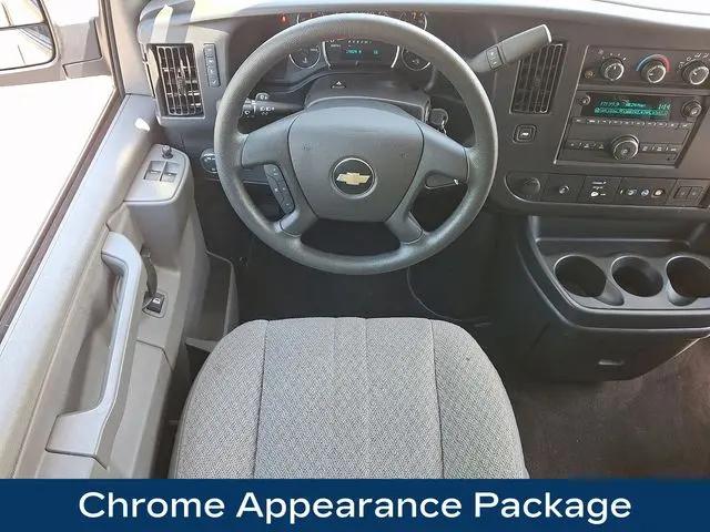 2025 Chevrolet Express Passenger RWD 3500 Extended Wheelbase LT