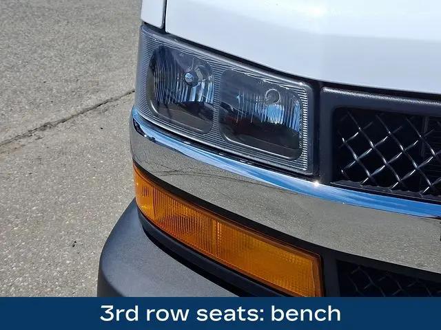 2025 Chevrolet Express Passenger RWD 3500 Extended Wheelbase LT
