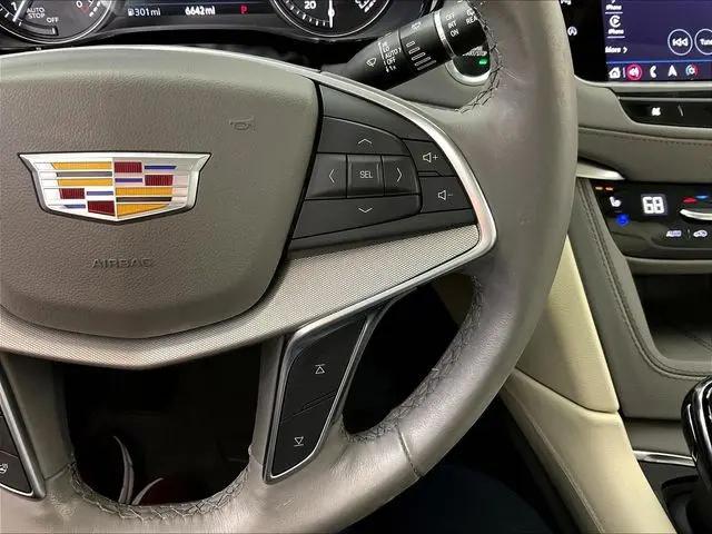 2025 Cadillac XT5 AWD Premium Luxury