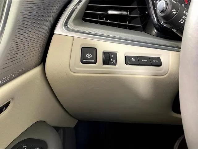 2025 Cadillac XT5 AWD Premium Luxury