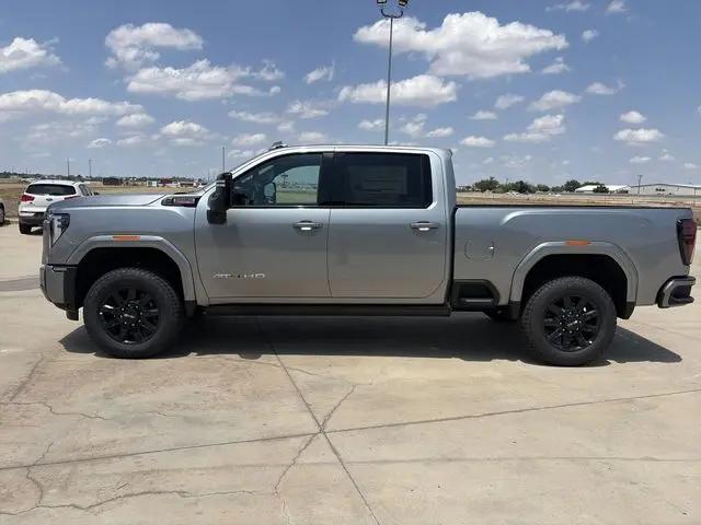 2026 GMC Sierra 2500HD Crew Cab, Standard Bed, AT4, 4WD