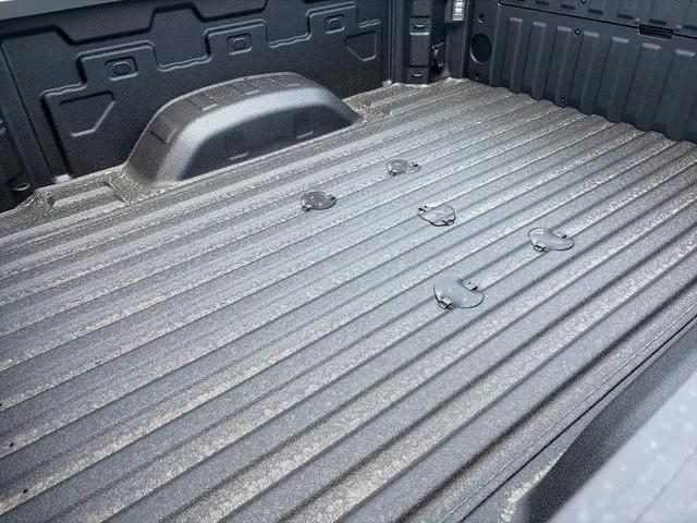 2026 GMC Sierra 2500HD Crew Cab, Standard Bed, AT4, 4WD
