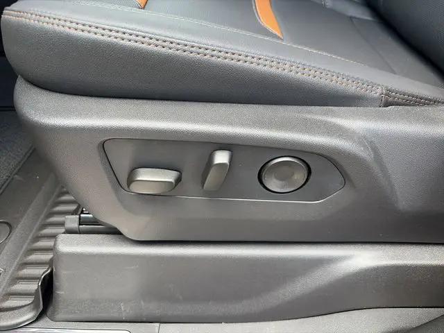 2026 GMC Sierra 2500HD Crew Cab, Standard Bed, AT4, 4WD