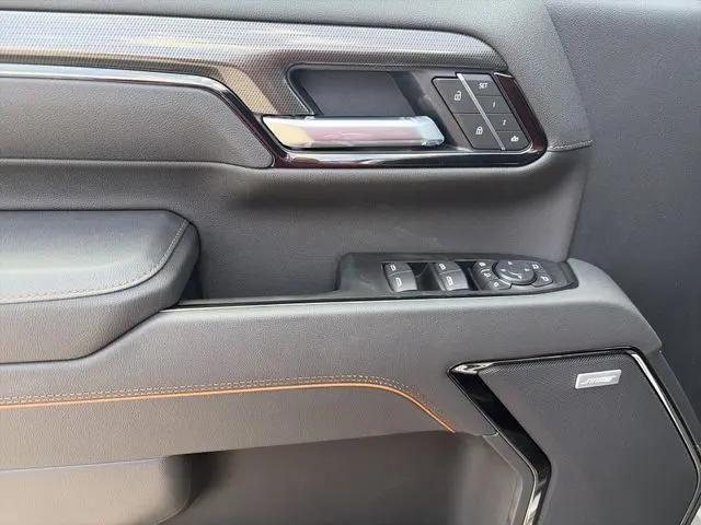 2026 GMC Sierra 2500HD Crew Cab, Standard Bed, AT4, 4WD