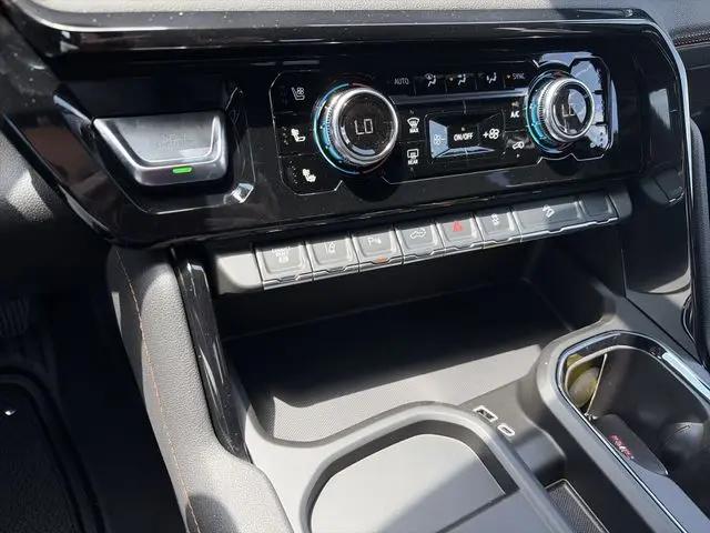 2026 GMC Sierra 2500HD Crew Cab, Standard Bed, AT4, 4WD